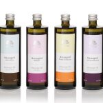 Die angenehmste und sinnlichste Anwendung von Ölen ist die Aromaölmassage.